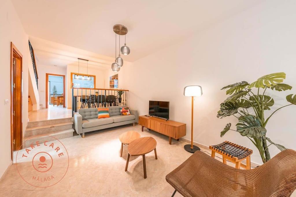 Spacious Home With Lovely Garden - Tcm Rincón de la Victoria Buitenkant foto